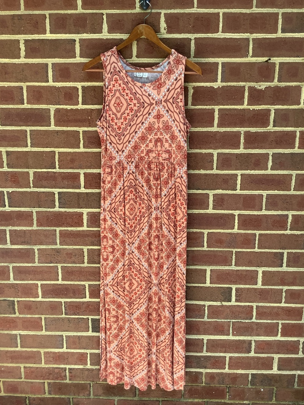 EUC Maurice’s Coral Peach Floral Medallion Print Dress Slits Super Soft M